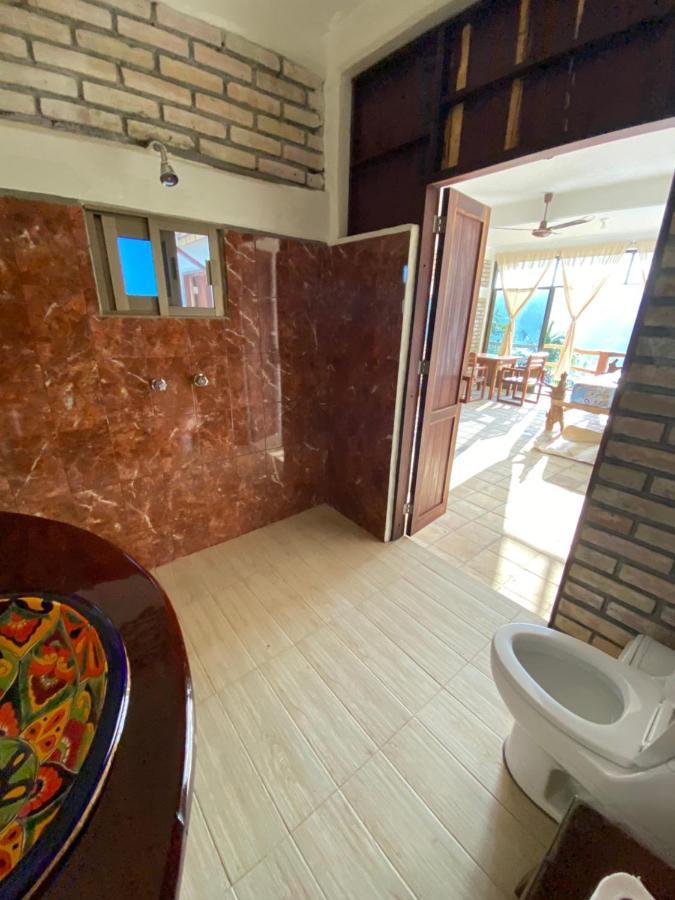 Gundi y Tomas Casa de Huespedes Hotel Puerto Ángel Екстериор снимка