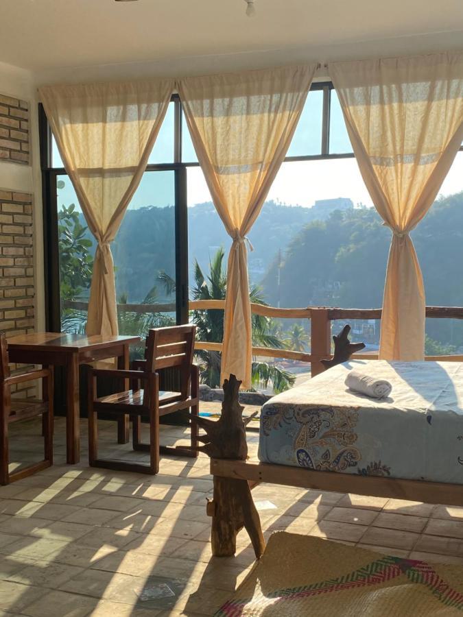 Gundi y Tomas Casa de Huespedes Hotel Puerto Ángel Екстериор снимка