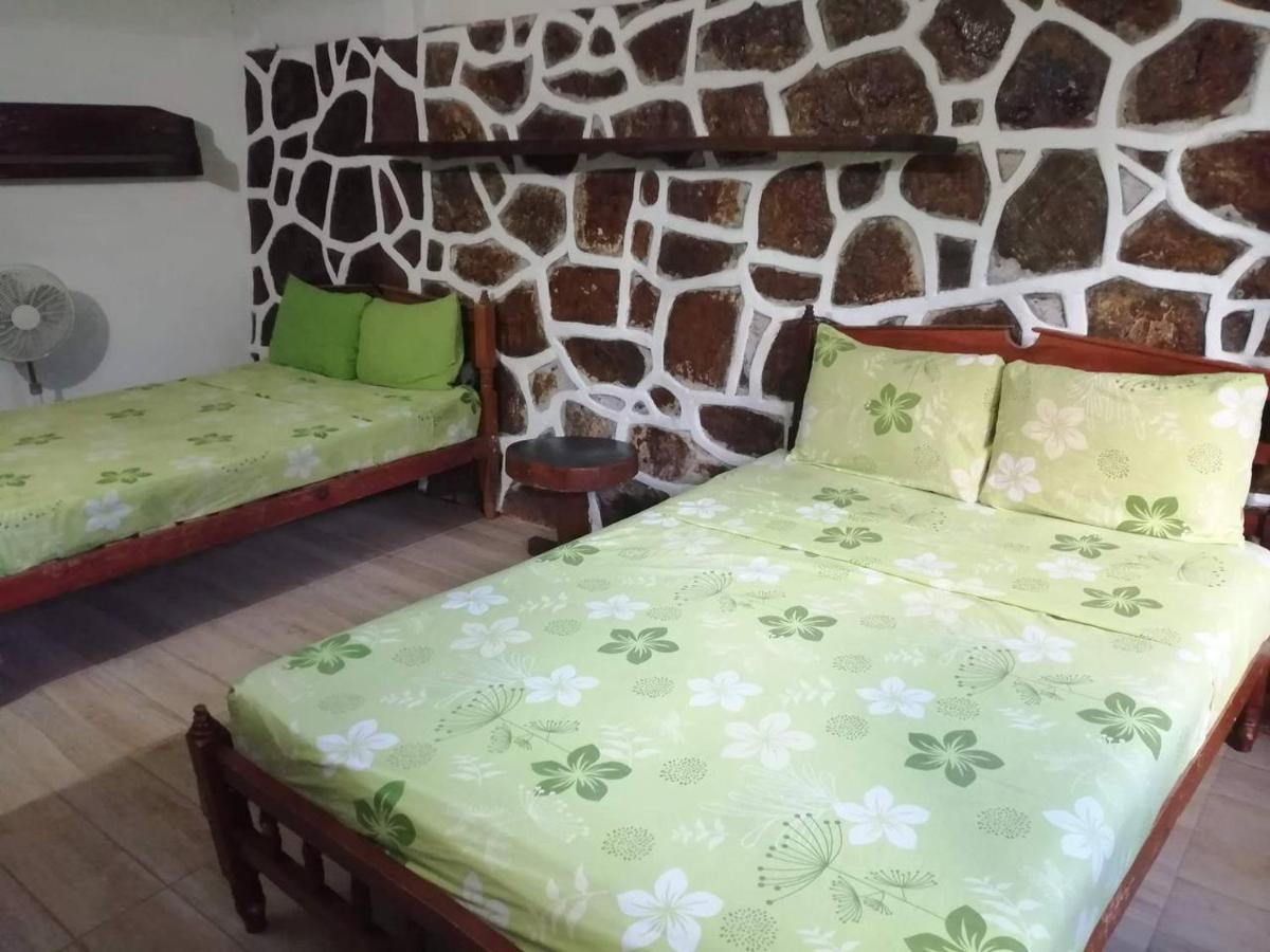 Gundi y Tomas Casa de Huespedes Hotel Puerto Ángel Екстериор снимка