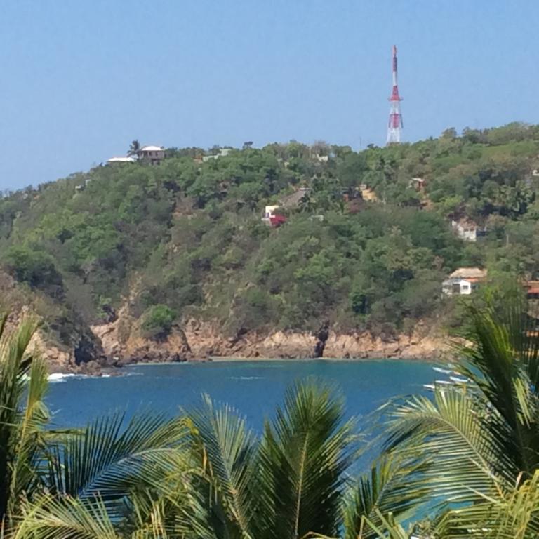 Gundi y Tomas Casa de Huespedes Hotel Puerto Ángel Екстериор снимка
