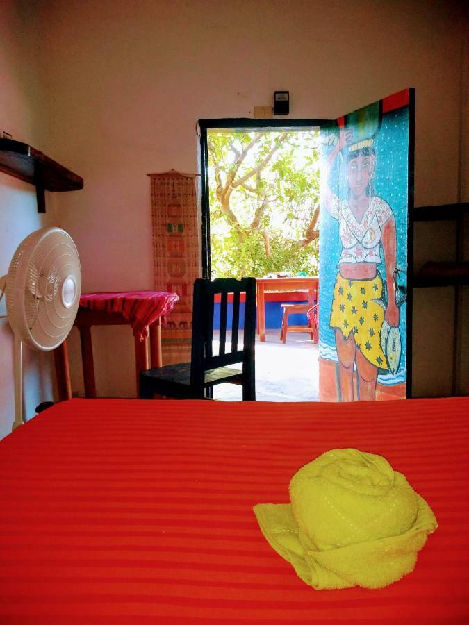 Gundi y Tomas Casa de Huespedes Hotel Puerto Ángel Екстериор снимка