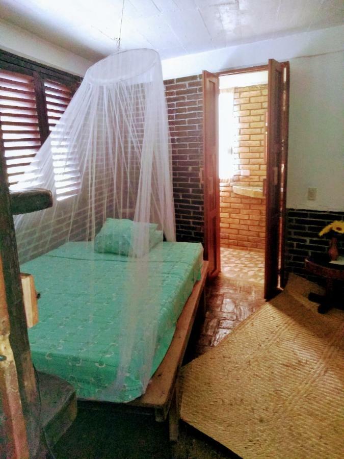 Gundi y Tomas Casa de Huespedes Hotel Puerto Ángel Екстериор снимка